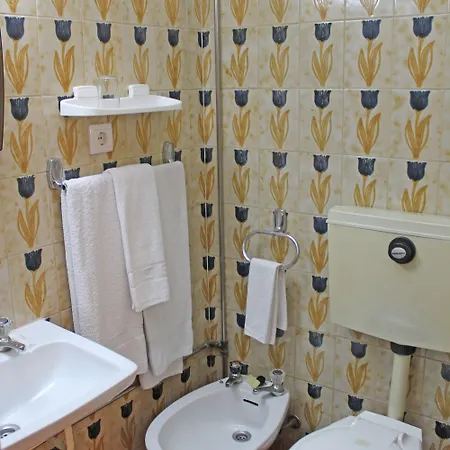 Pensão França 2* Oporto