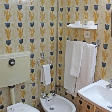 Pensão França Maison d'hôtes 2*