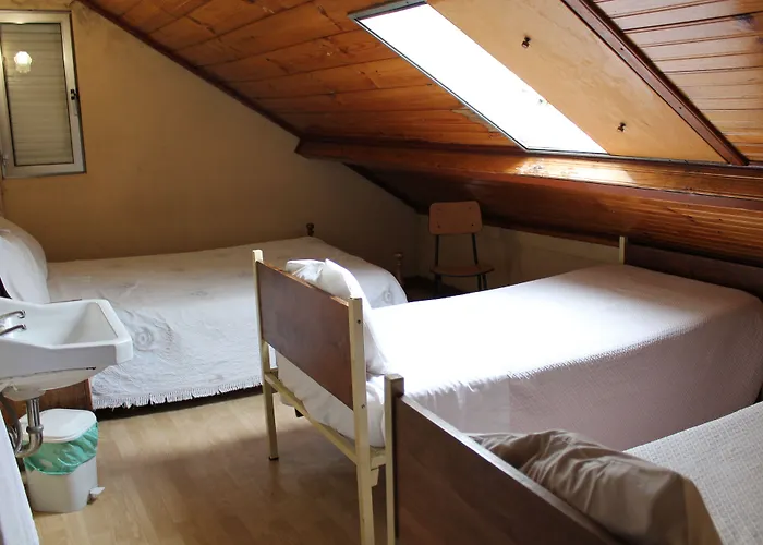 Guest house Pensao Franca 2*